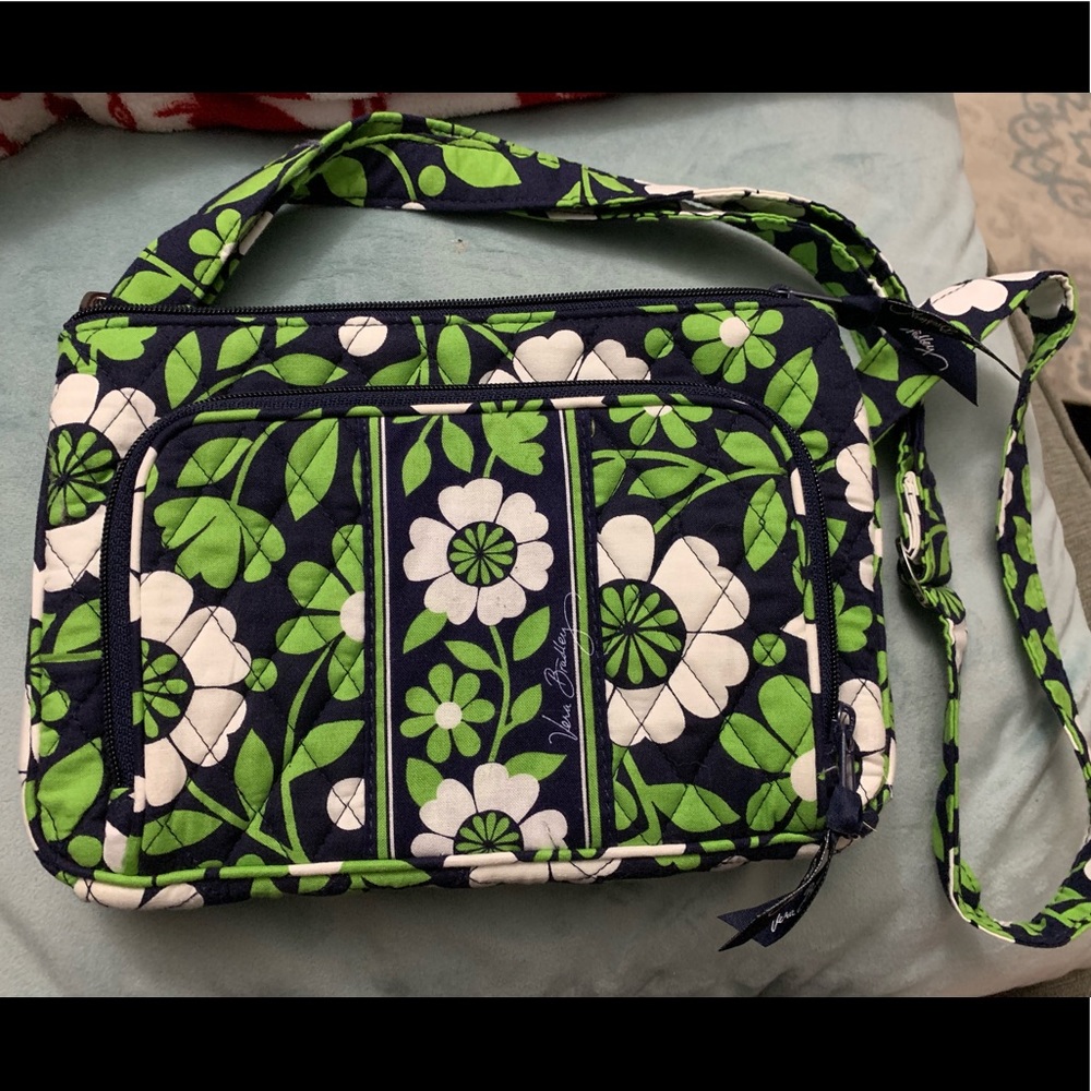 NWOT Vera Bradley shoulder bag